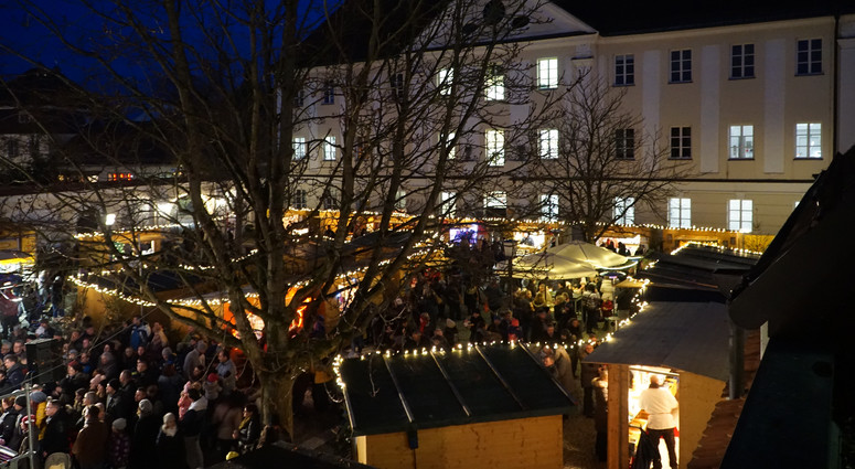 cropped-1728026927-20181205_altstadtweihnacht_uebersicht__6_