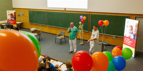 cropped-1712733914-pm_bunterkreis_uniklinikum_kinderakademie2_cul-richwirth